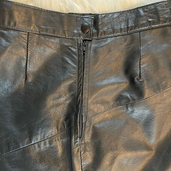 VTG U.S. Leather Mini Skirt || SZ 11-12 - Picture 3 of 9